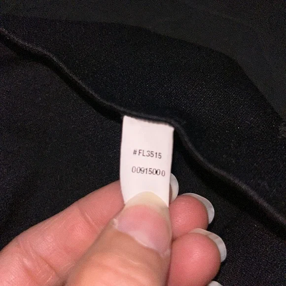 LIKE NEW SPANX Look At Me Now Seamless Leggings - Picture 6 of 6